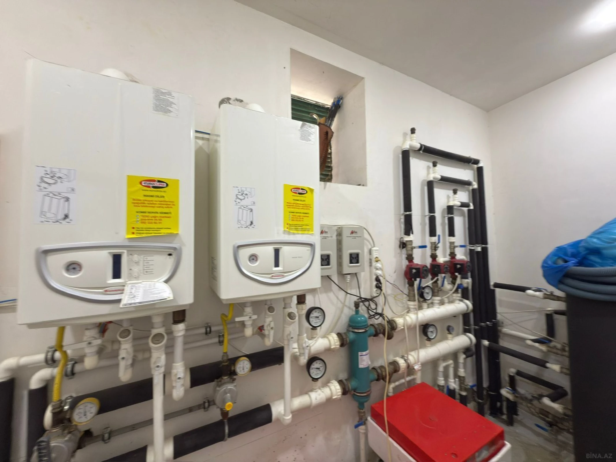 Satılır 5 otaqlı həyət evi 200 m²