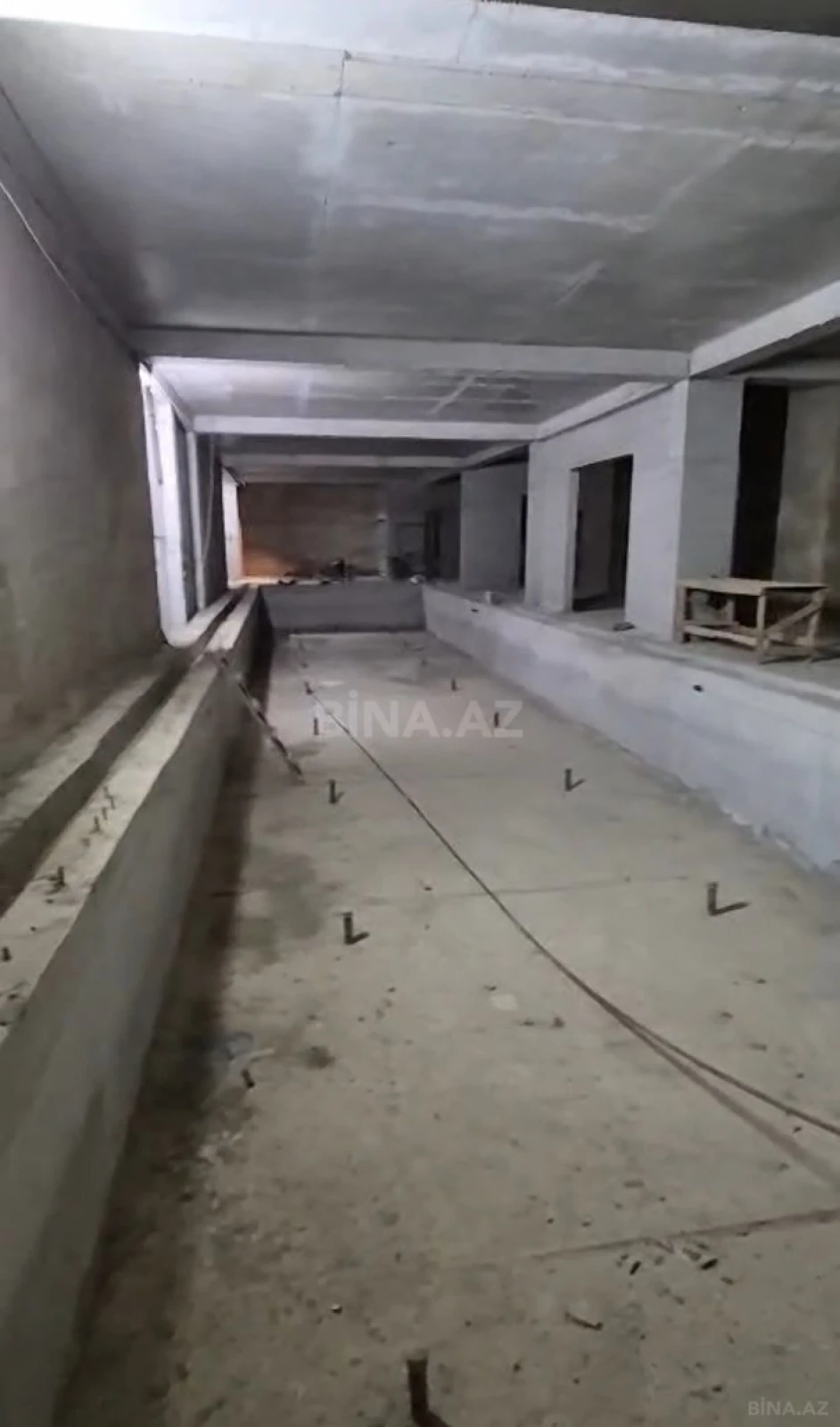 Satılır obyekt 750 m²