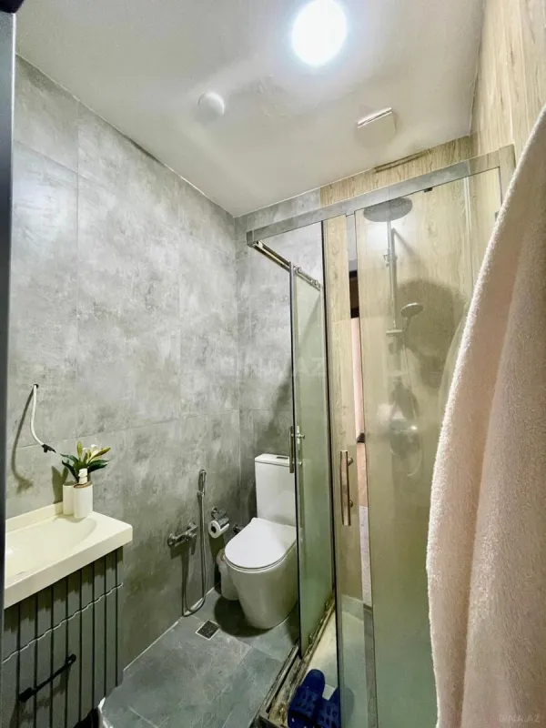 Satılır 2 otaqlı mənzil 70 m²