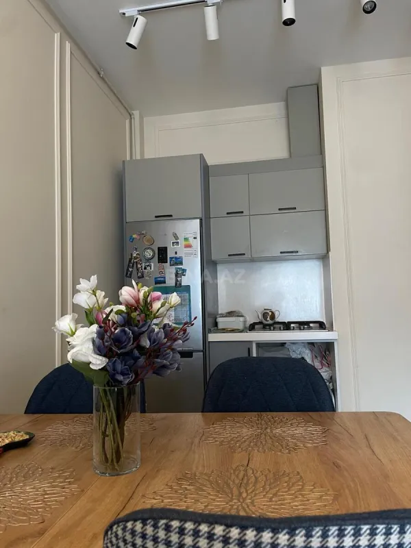 Satılır 2 otaqlı mənzil 70 m²