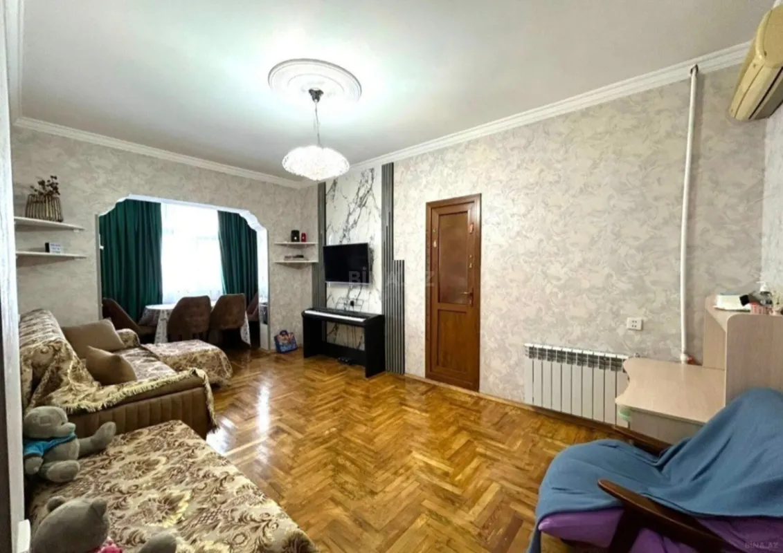 Satılır 2 otaqlı mənzil 65 m²