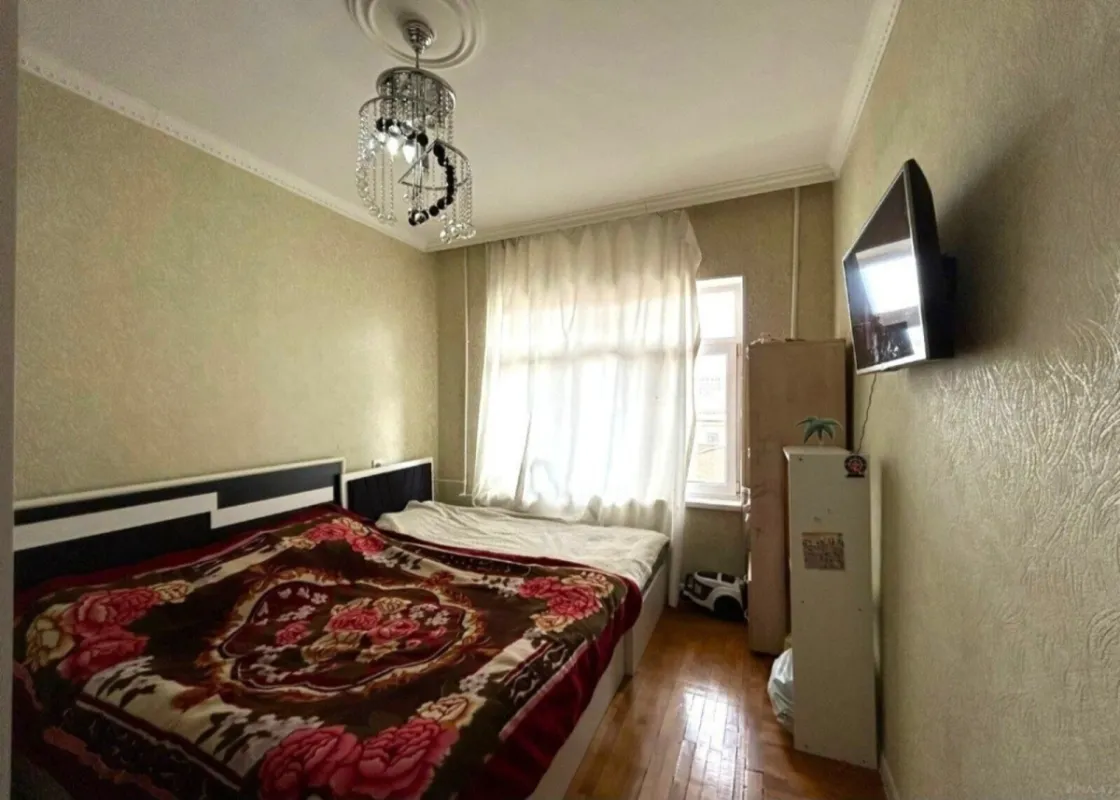 Satılır 2 otaqlı mənzil 65 m²