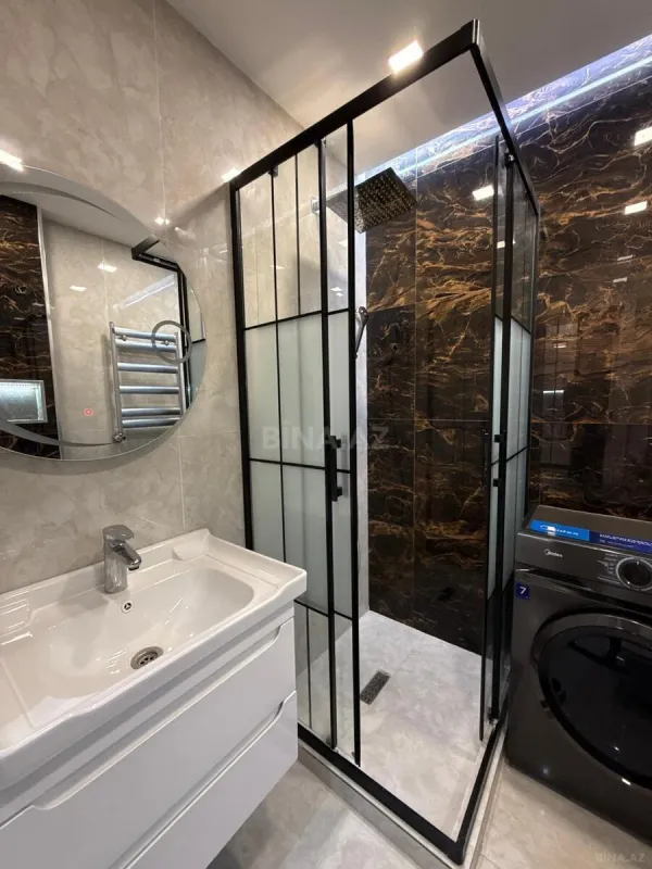 Kirayə verilir 2 otaqlı mənzil 68 m²