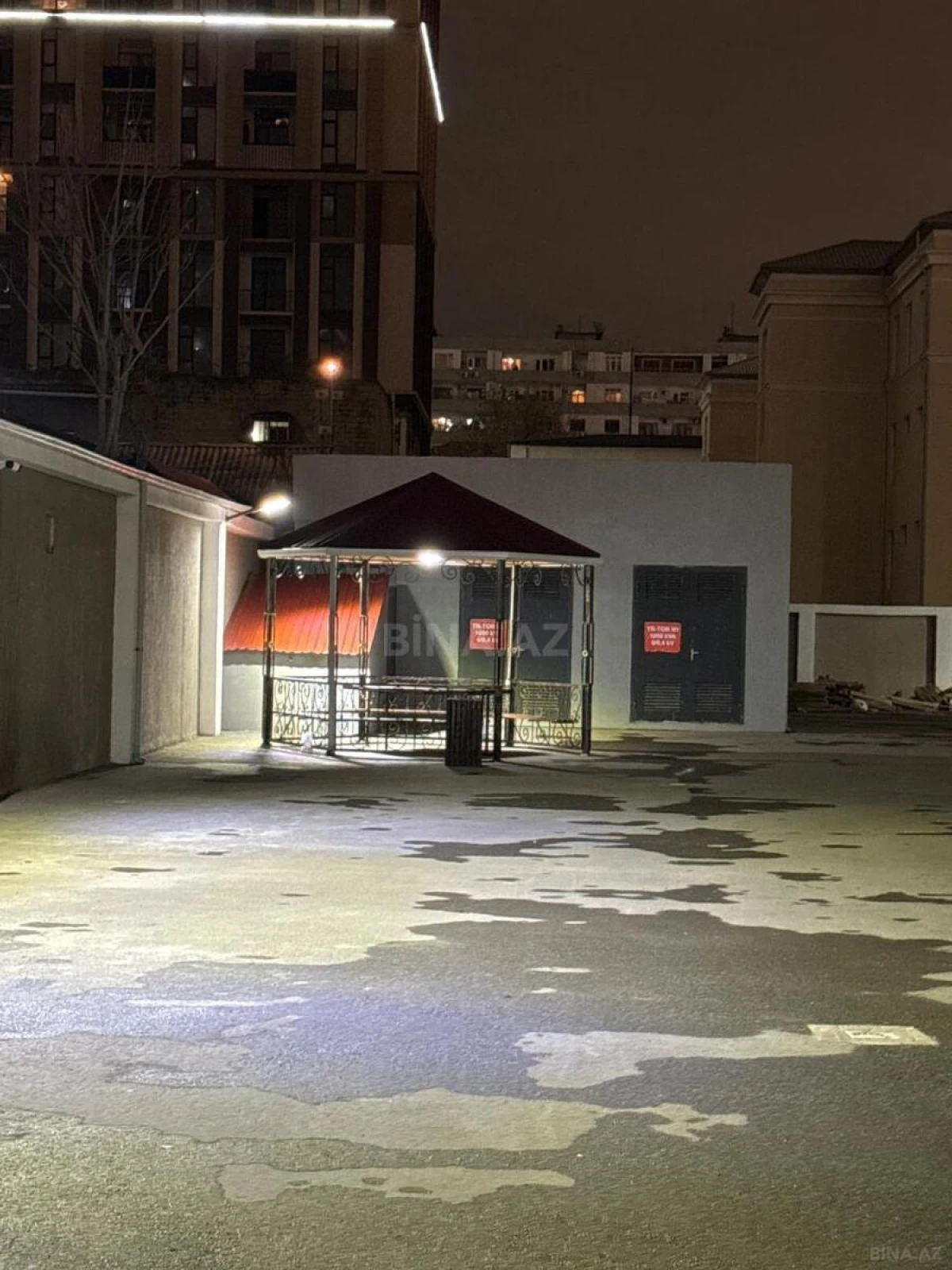 Kirayə verilir 2 otaqlı mənzil 68 m²