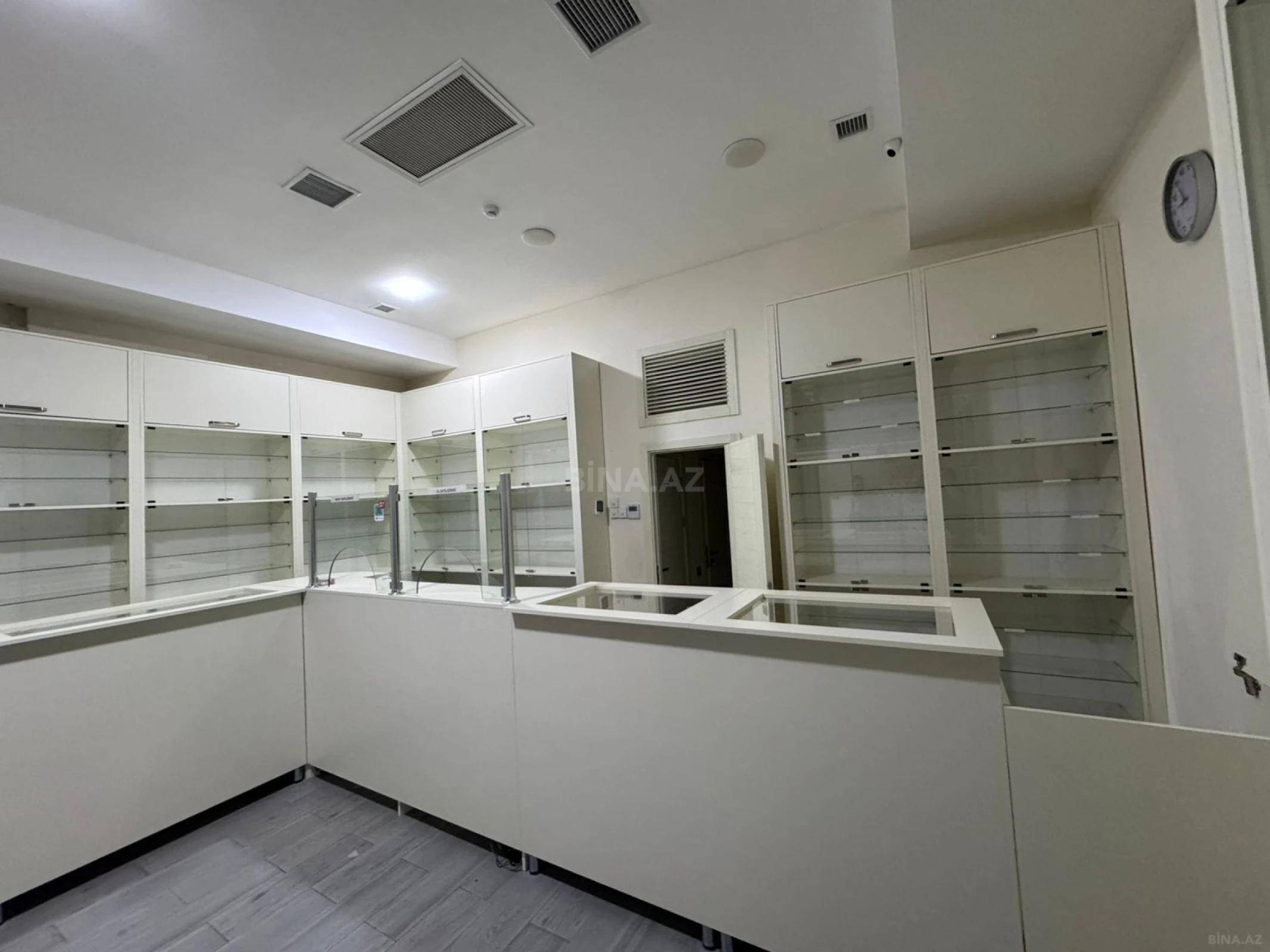 Kirayə verilir obyekt 54 m²