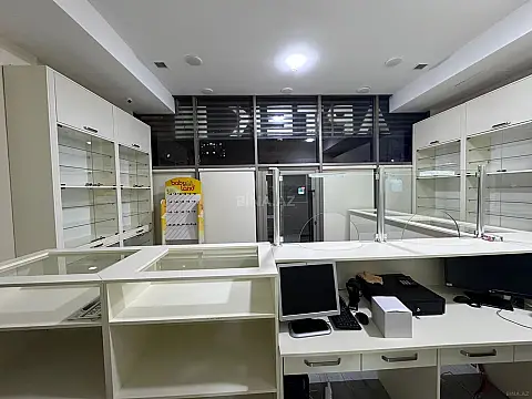 Kirayə verilir obyekt 54 m² — Bakı, İnşaatçılar 54.00 m²