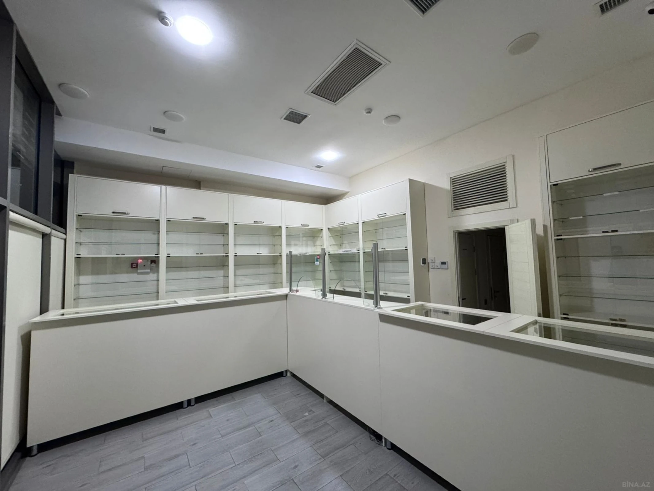 Kirayə verilir obyekt 54 m²