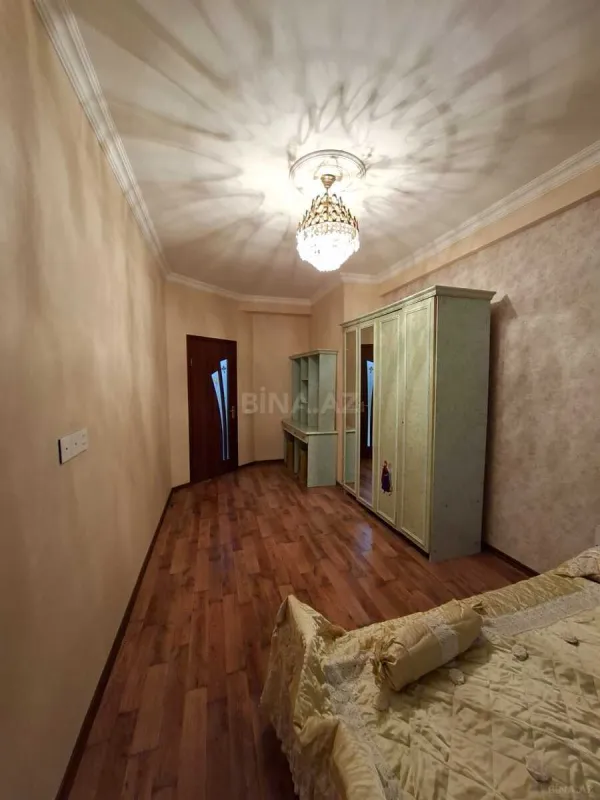 Satılır 2 otaqlı mənzil 63 m²