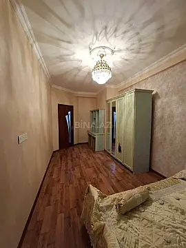 Satılır 2 otaqlı mənzil 63 m²