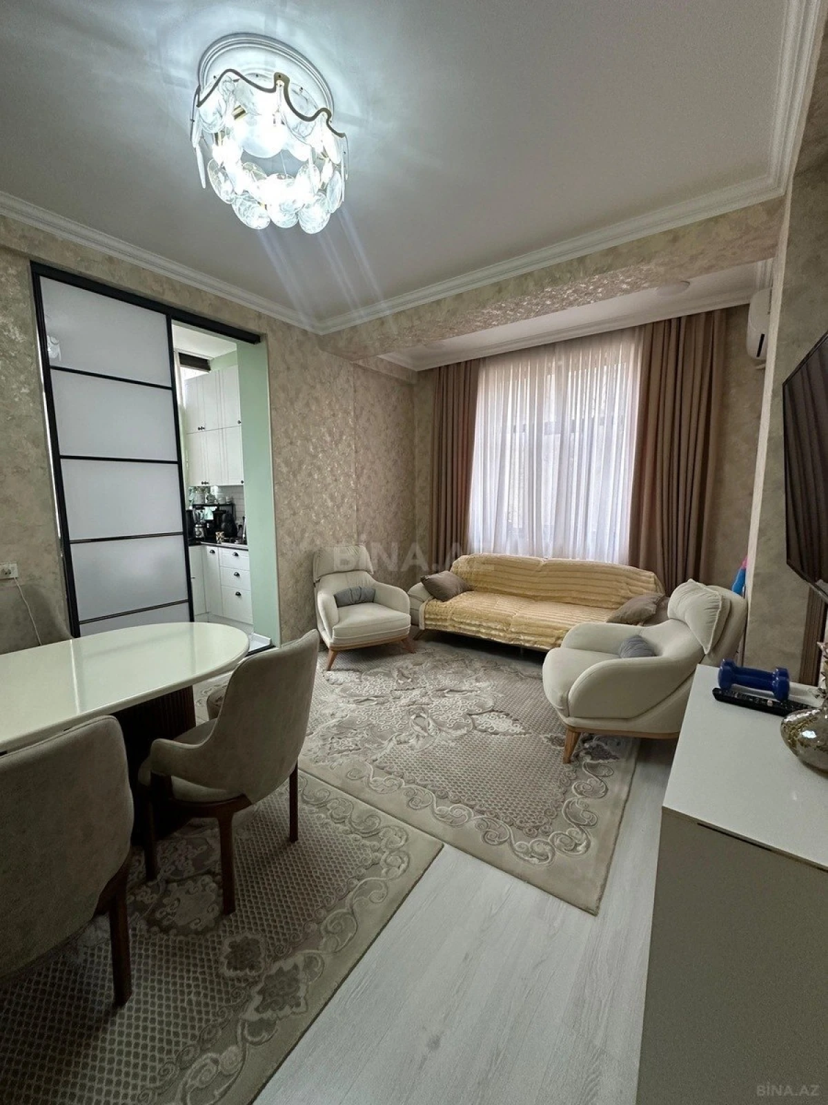 Satılır 2 otaqlı mənzil 59 m²