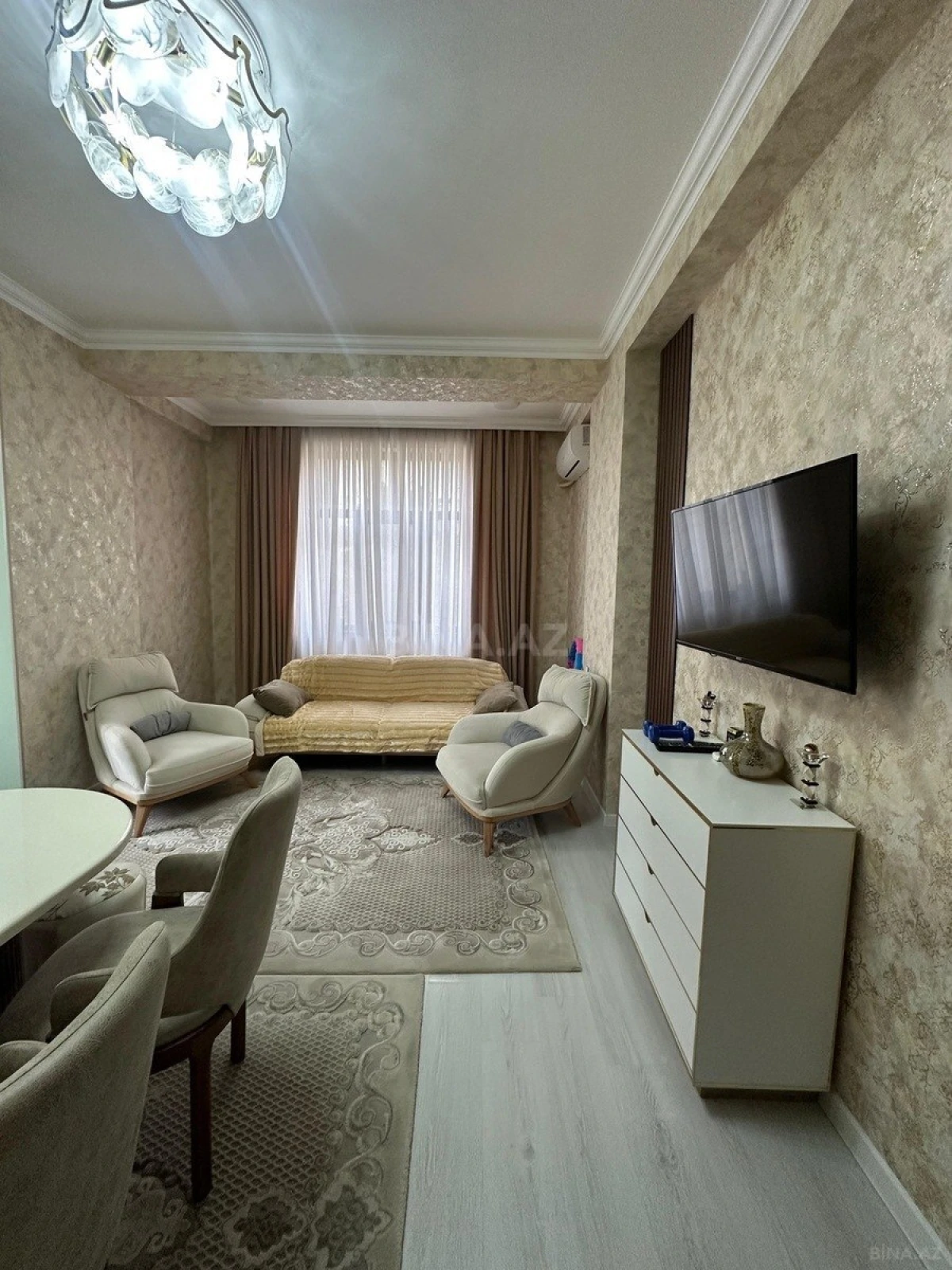 Satılır 2 otaqlı mənzil 59 m²