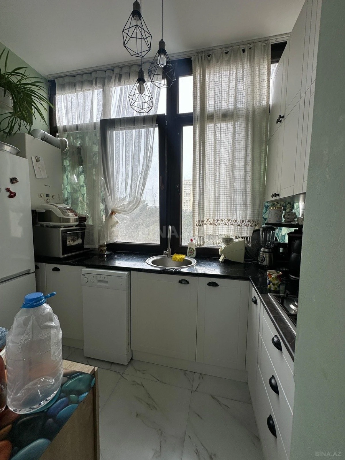 Satılır 2 otaqlı mənzil 59 m²