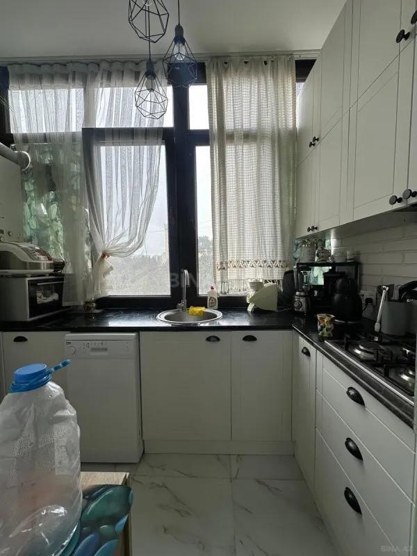 Satılır 2 otaqlı mənzil 59 m²