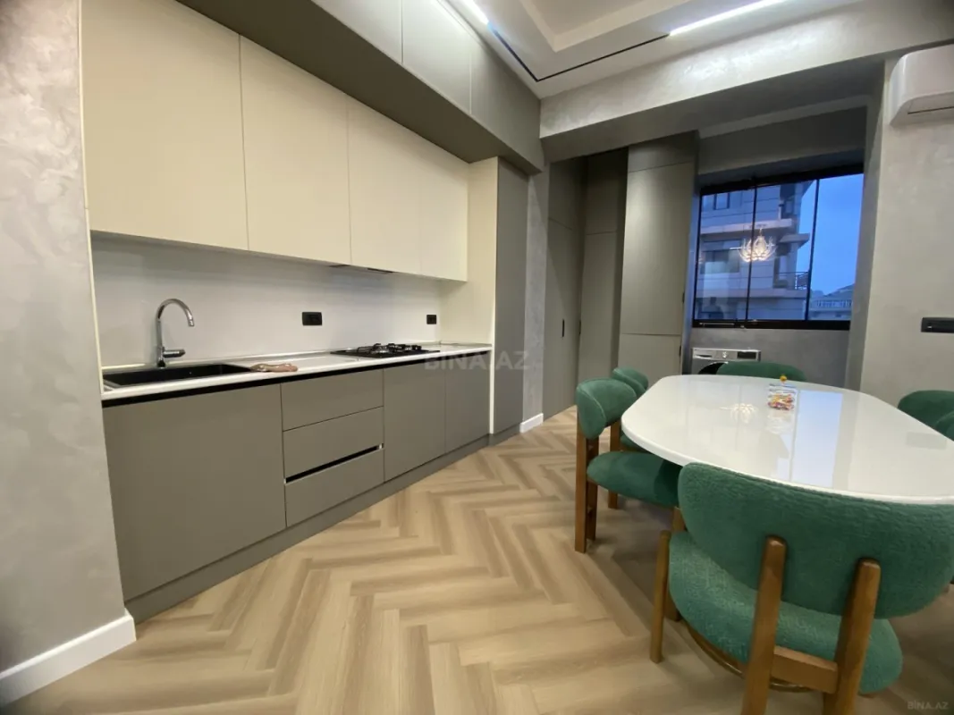 Satılır 2 otaqlı mənzil 86 m²