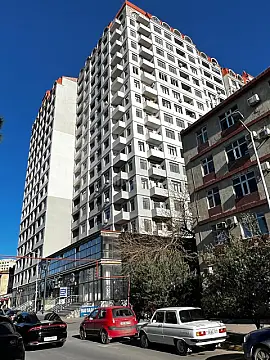 Satılır 2 otaqlı mənzil 56 m² — Bakı, Qaraçuxur 2 otaq 56.00 m²