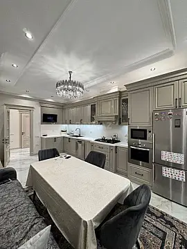 Satılır 3 otaqlı mənzil 153 m²