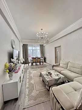 Satılır 3 otaqlı mənzil 126 m²