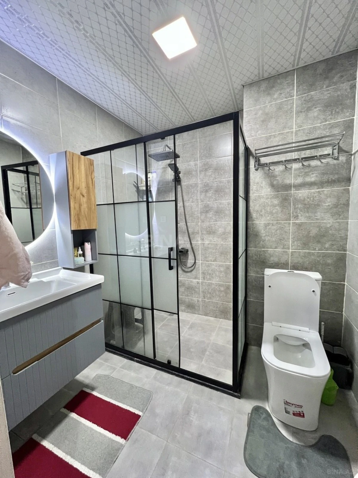 Satılır 3 otaqlı mənzil 126 m²