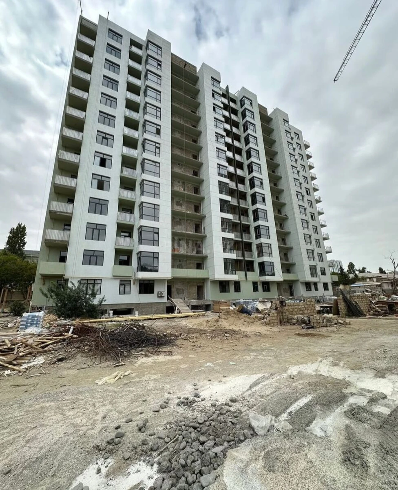 Satılır 2 otaqlı mənzil 69 m²