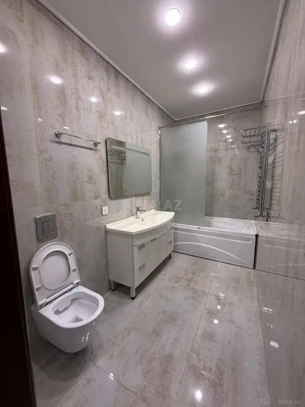 Kirayə verilir 4 otaqlı mənzil 220 m²