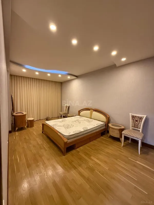 Kirayə verilir 4 otaqlı mənzil 220 m²