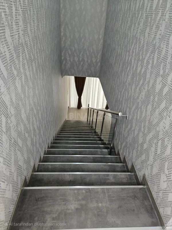 Satılır 4 otaqlı həyət evi 200 m²