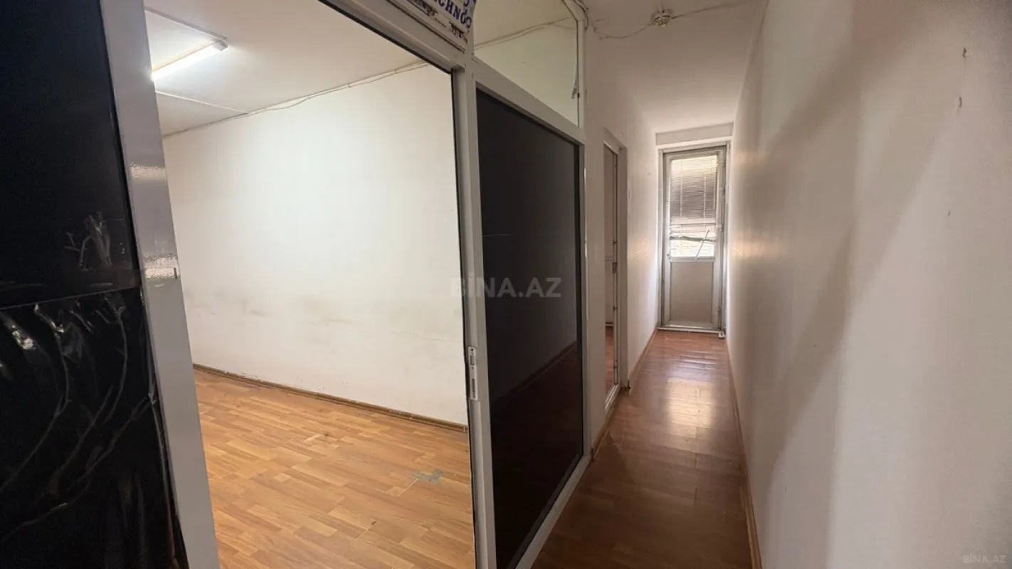 Kirayə verilir 6 otaqlı ofis 120 m²