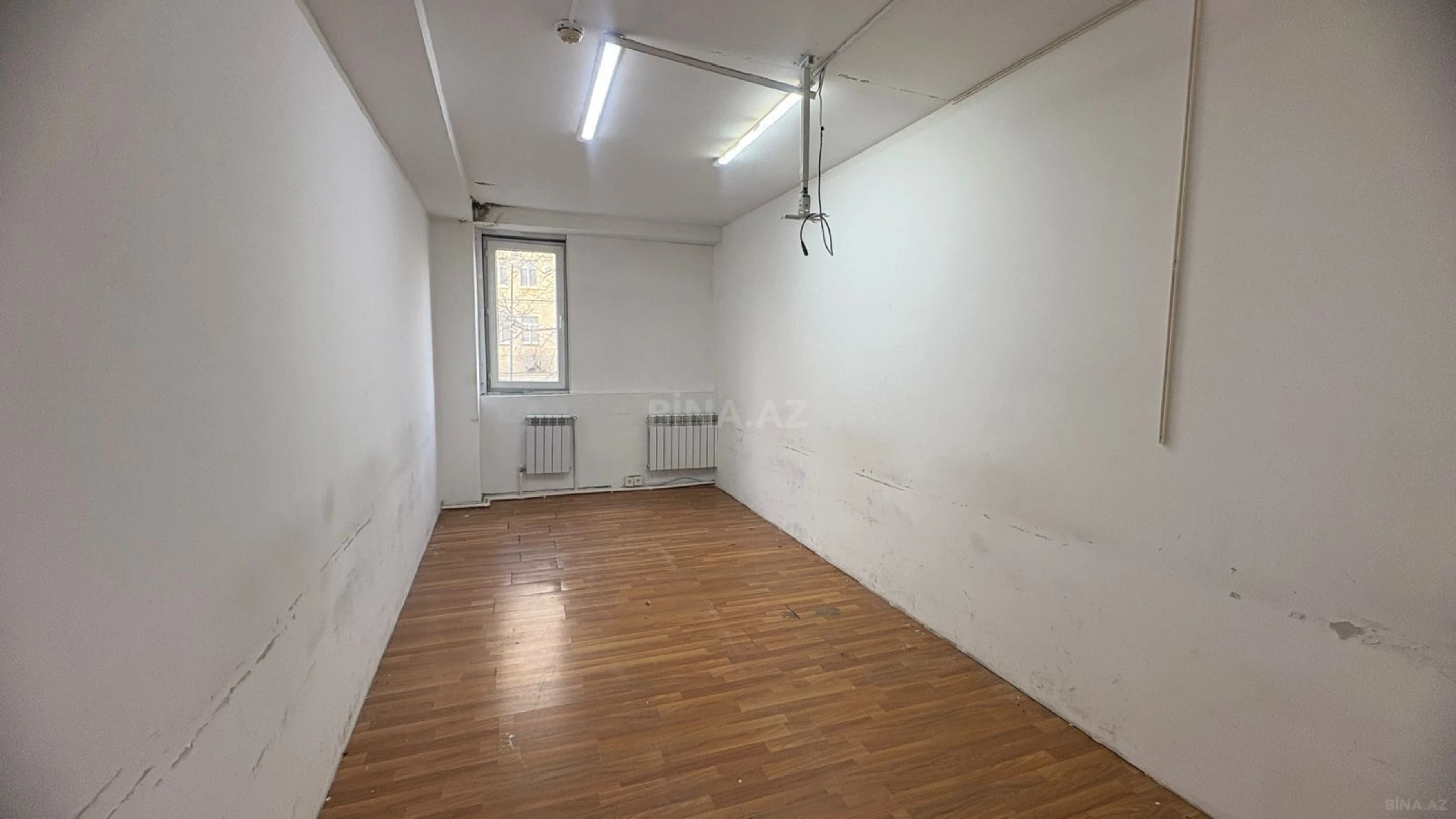 Kirayə verilir 6 otaqlı ofis 120 m²