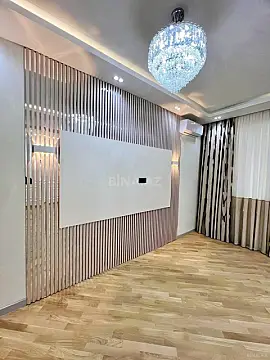 Satılır 4 otaqlı mənzil 192 m²