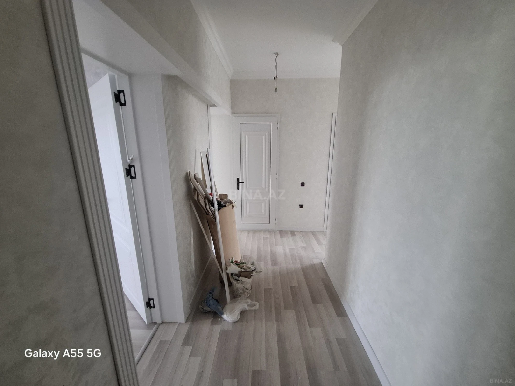 Satılır 3 otaqlı mənzil 64 m²