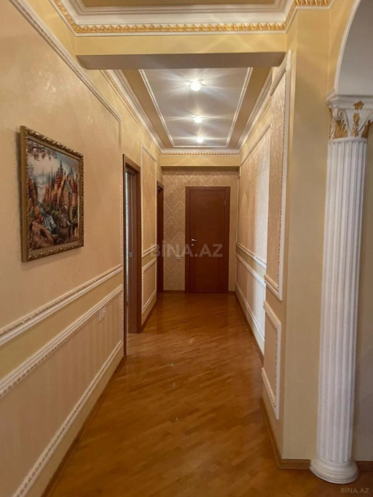 Satılır 3 otaqlı mənzil 160 m²