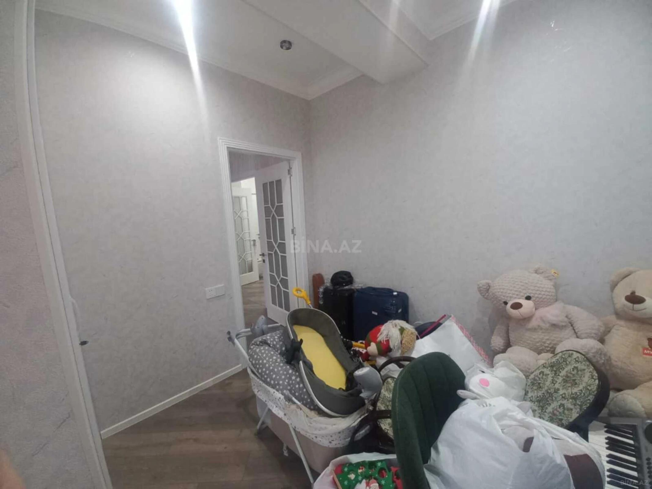 Satılır 3 otaqlı mənzil 70 m²