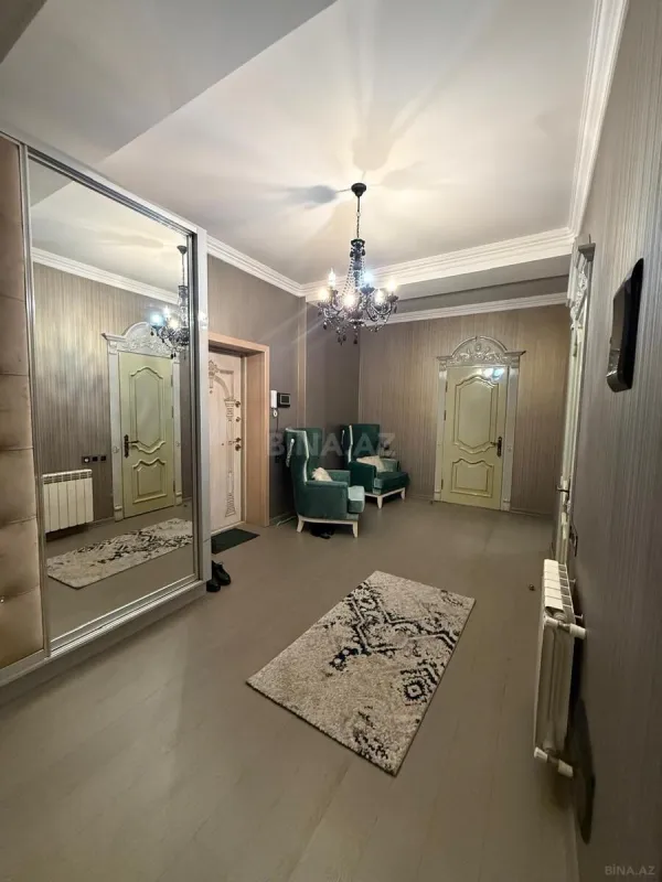 Kirayə verilir 2 otaqlı mənzil 95 m²