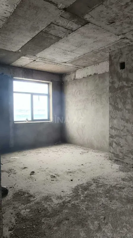 Satılır 8 otaqlı mənzil 790 m²
