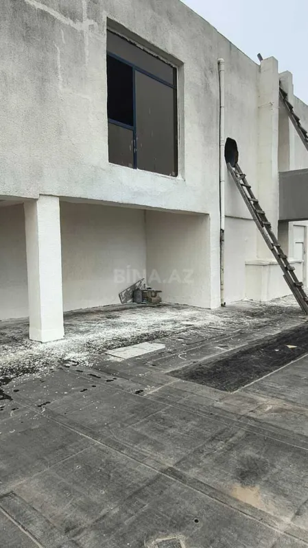 Satılır 8 otaqlı mənzil 790 m²
