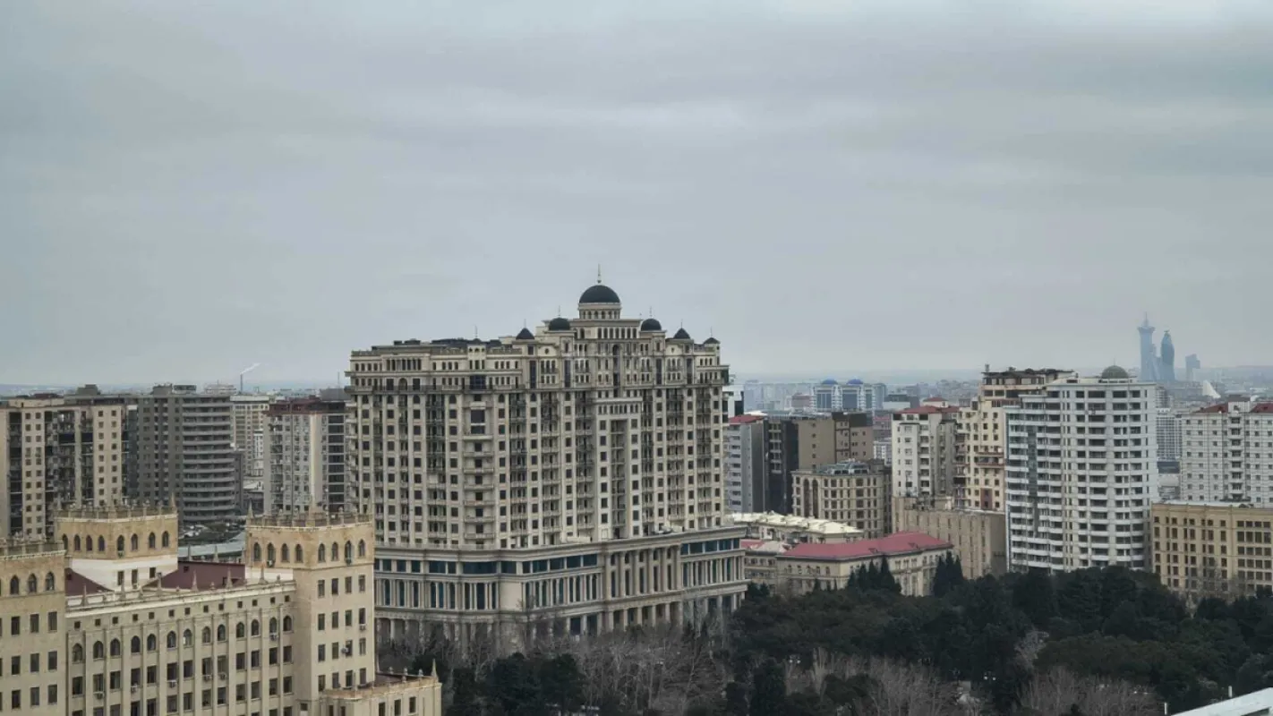 Satılır 8 otaqlı mənzil 790 m²