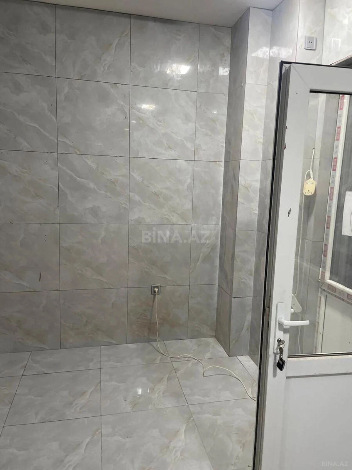 Satılır obyekt 30 m²