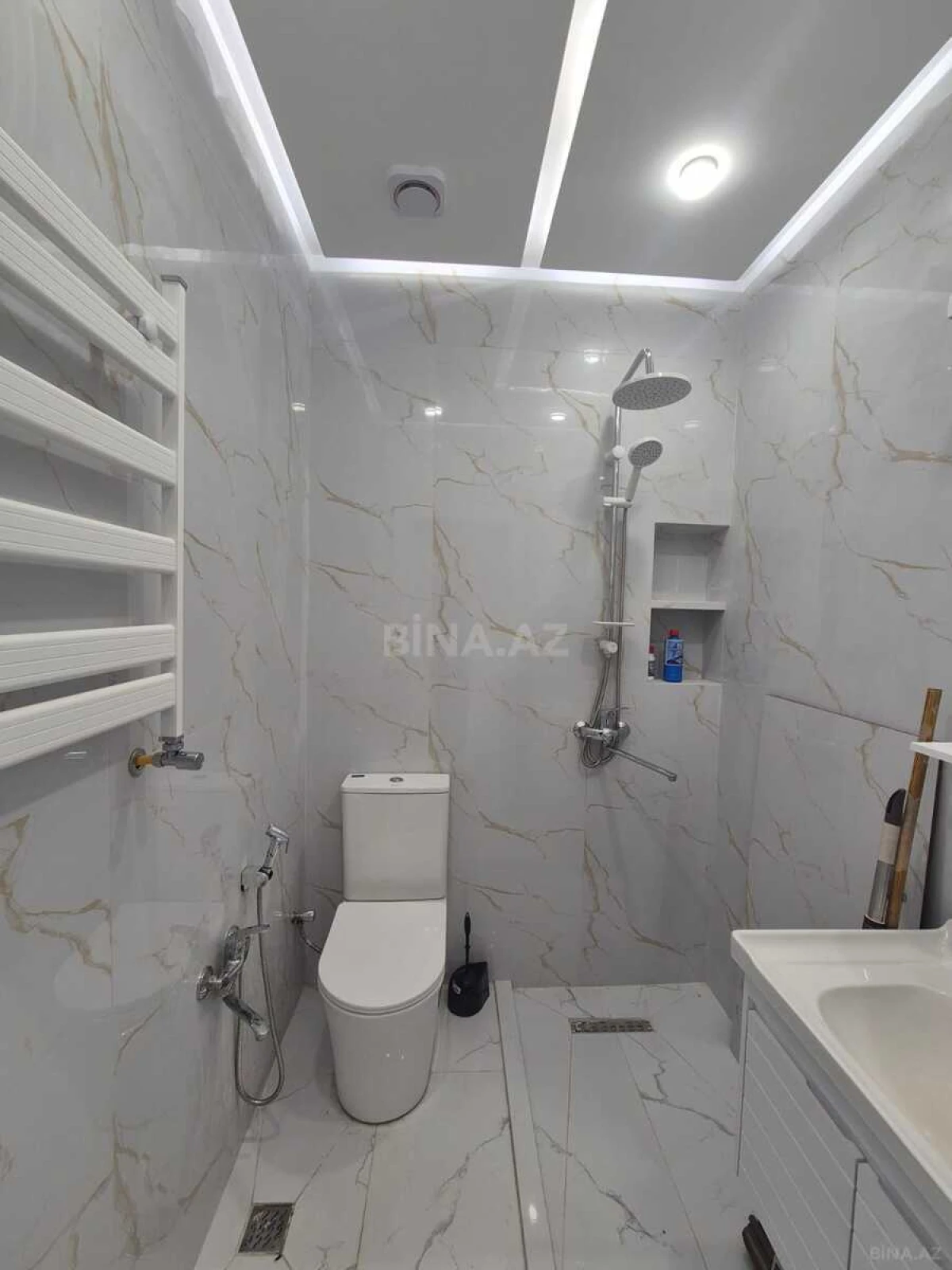 Satılır 2 otaqlı mənzil 42 m²