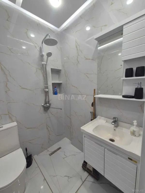 Satılır 2 otaqlı mənzil 42 m²