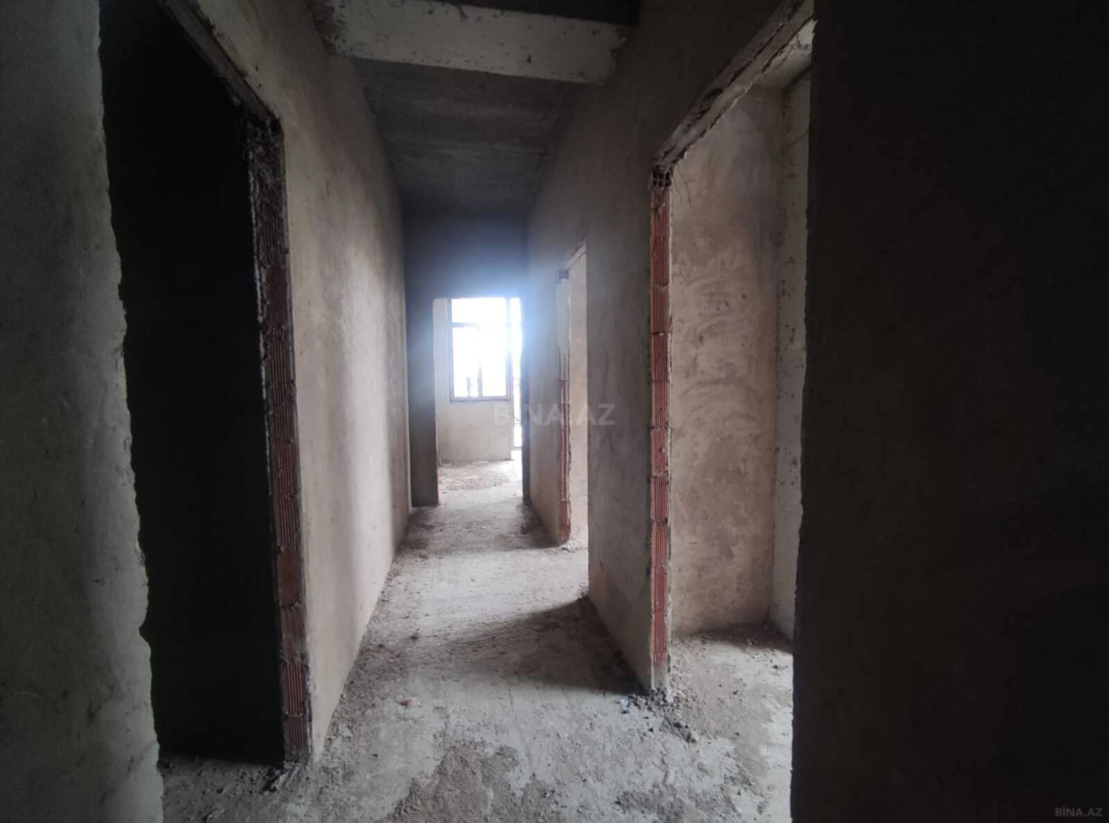 Satılır 3 otaqlı mənzil 88 m²