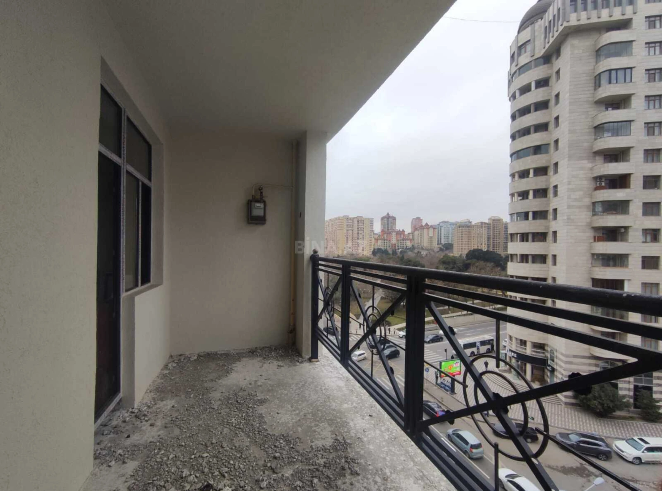 Satılır 3 otaqlı mənzil 88 m²