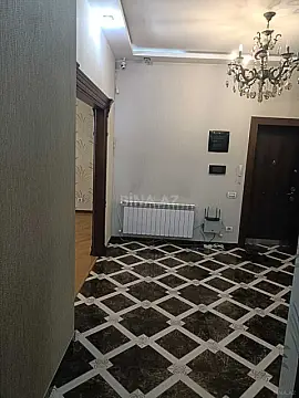 Kirayə verilir 3 otaqlı mənzil 150 m²