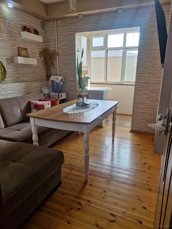 Satılır 3 otaqlı mənzil 60 m²