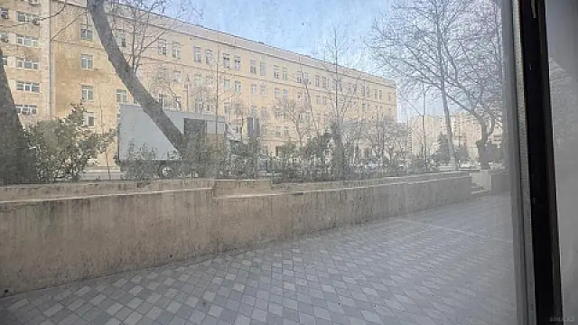 Kirayə verilir obyekt 120 m²