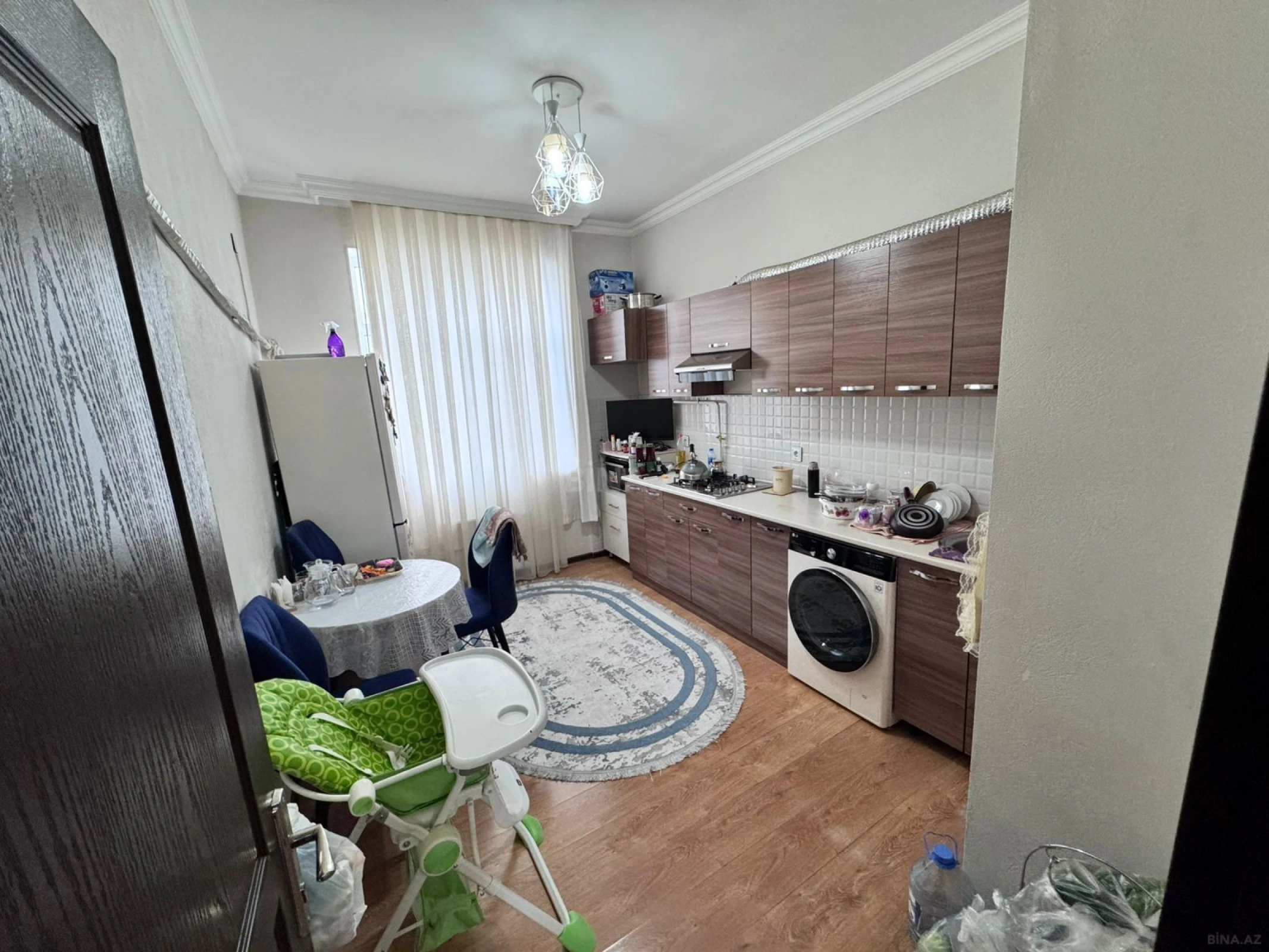 Satılır 4 otaqlı mənzil 110 m²