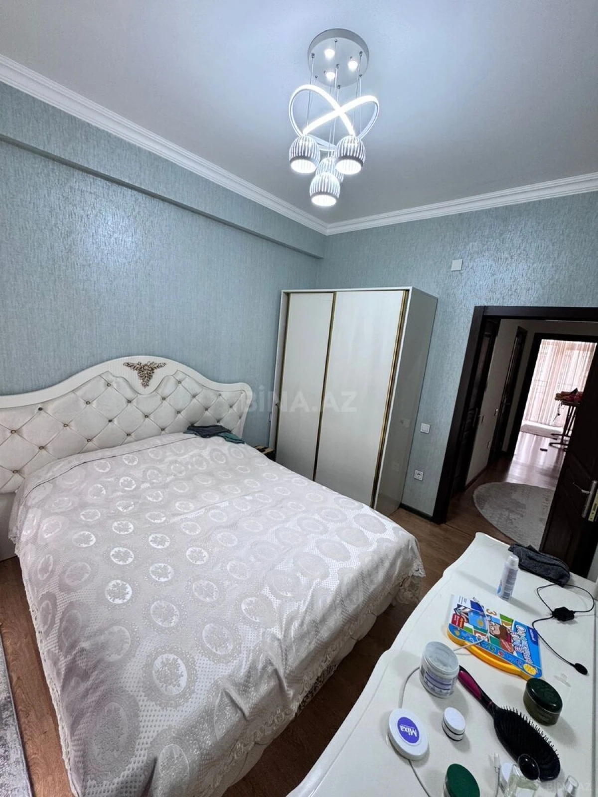 Satılır 4 otaqlı mənzil 110 m²