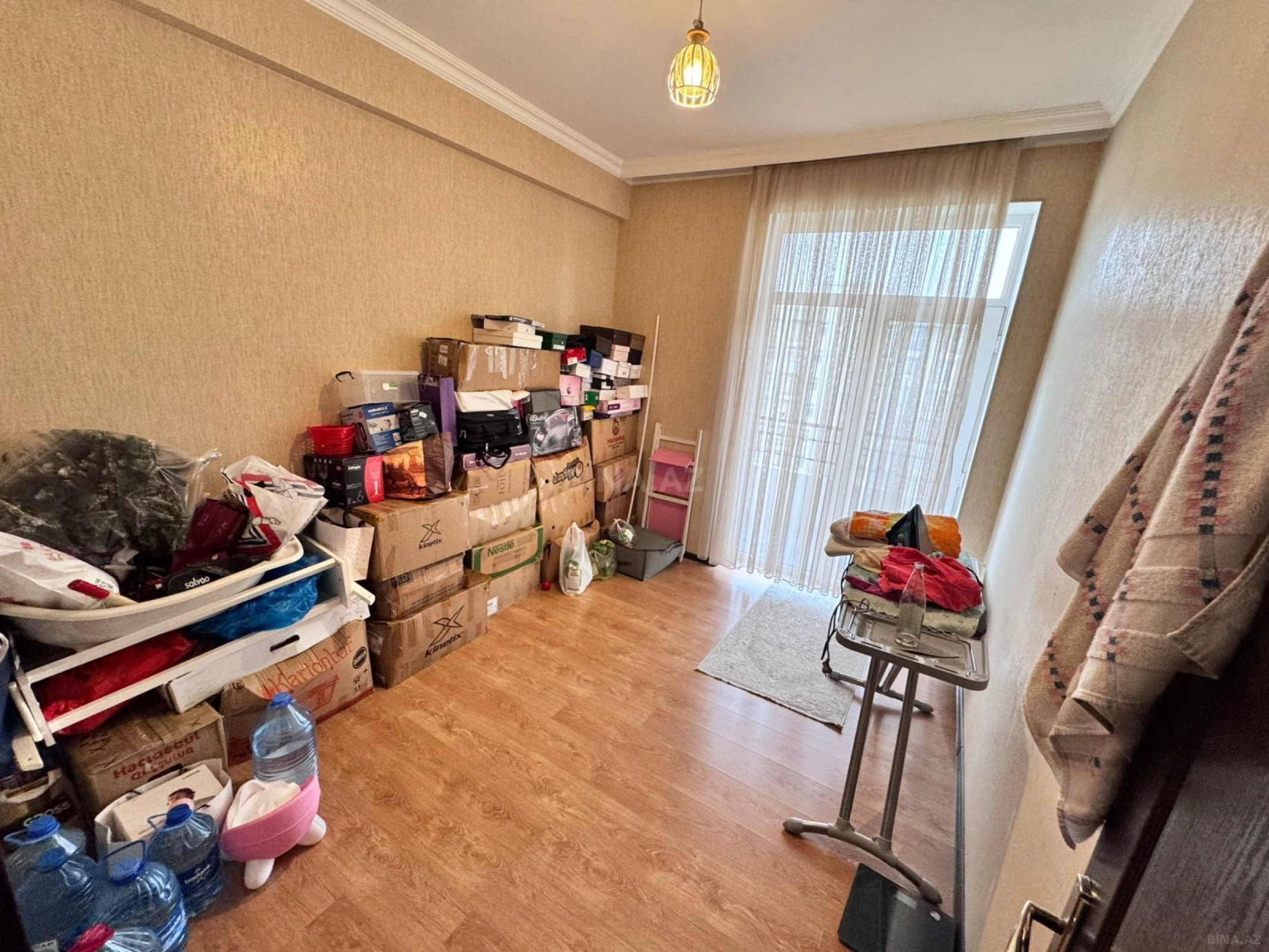 Satılır 4 otaqlı mənzil 110 m²