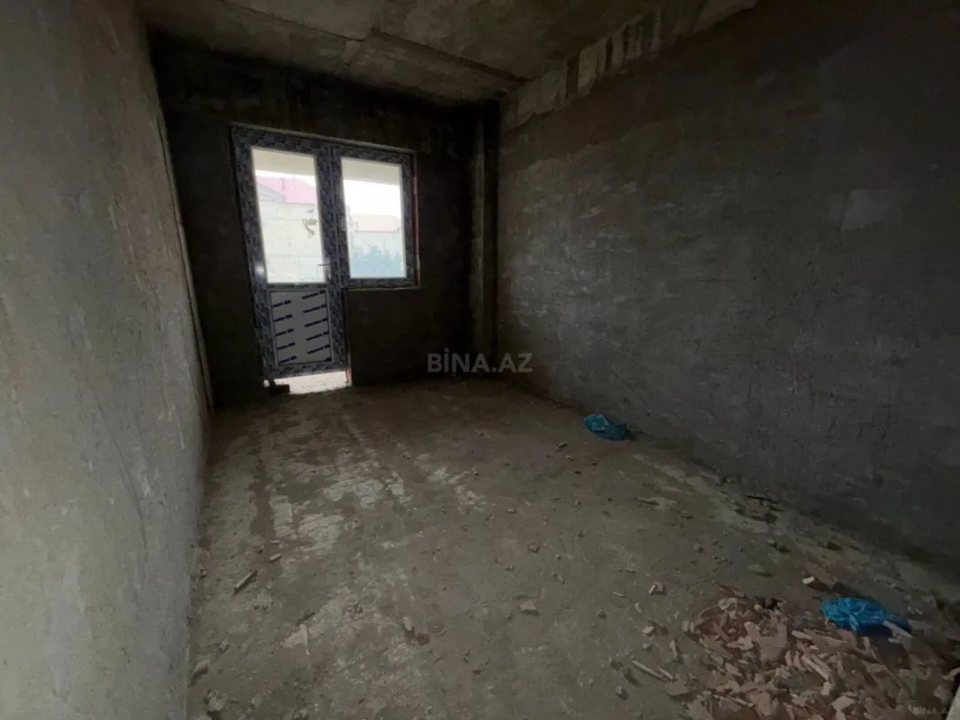 Satılır 2 otaqlı mənzil 107 m²