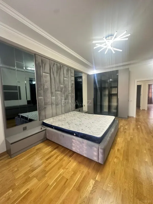 Kirayə verilir 3 otaqlı mənzil 115 m²