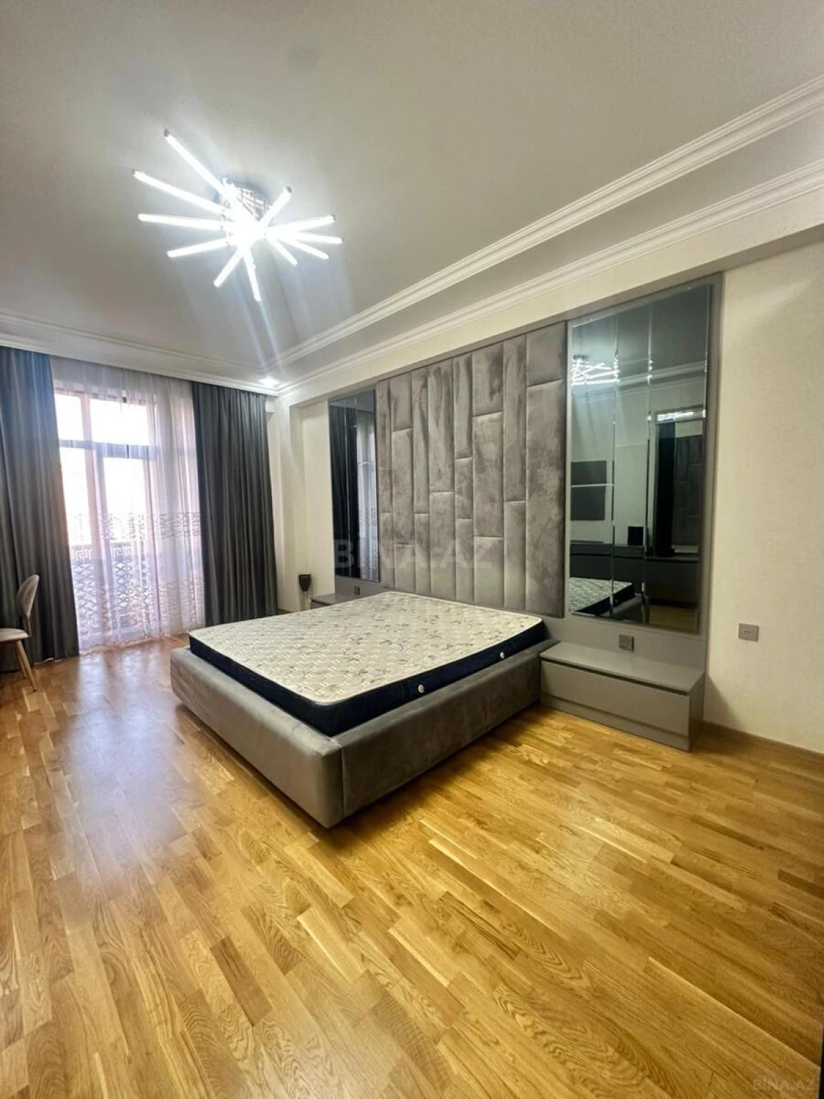 Kirayə verilir 3 otaqlı mənzil 115 m²